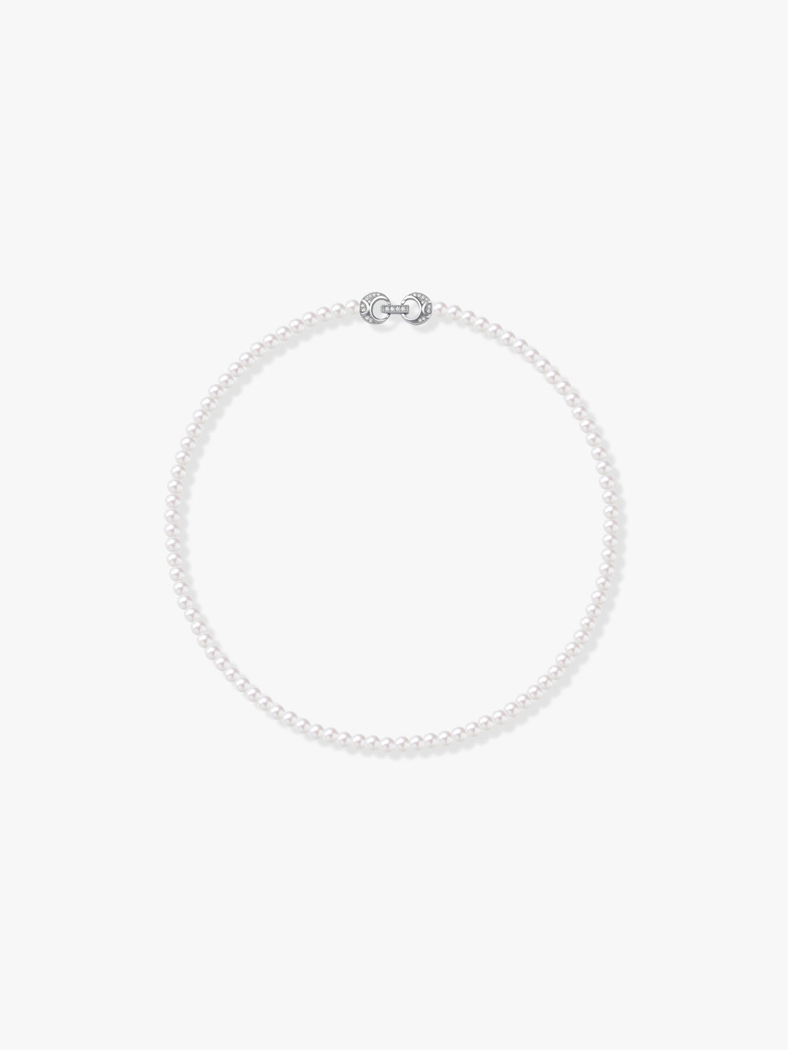 Classic Pearl Necklace