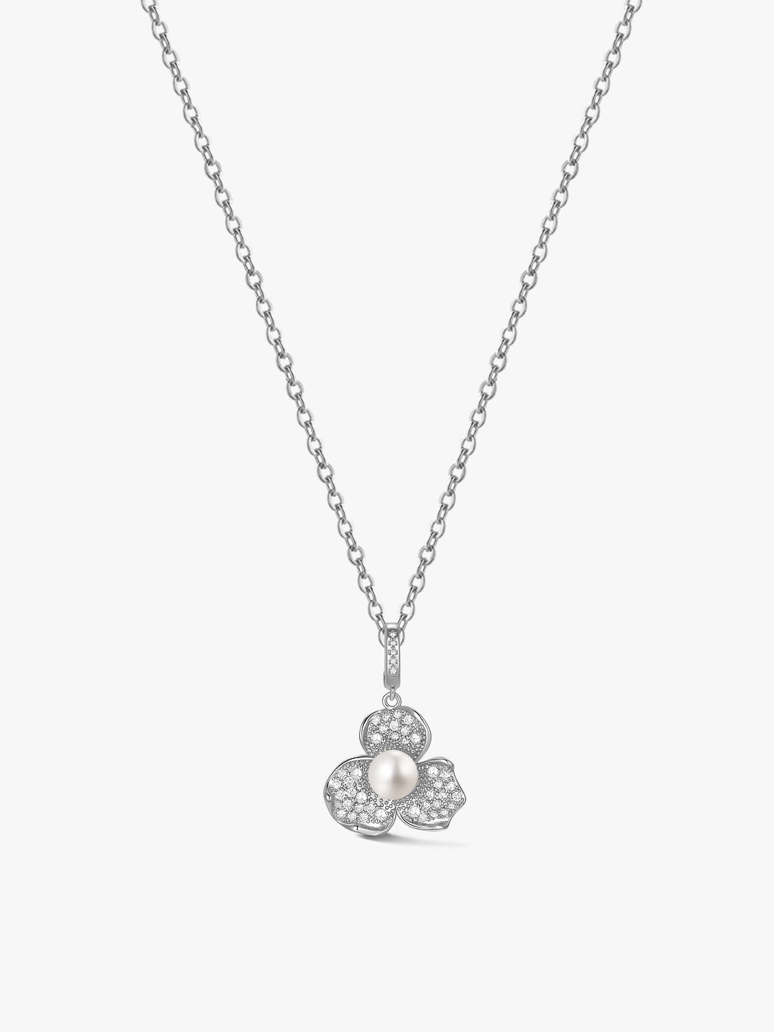 Silver Trillium Pendant Necklace