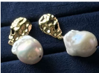 Baroque Pebble Drops