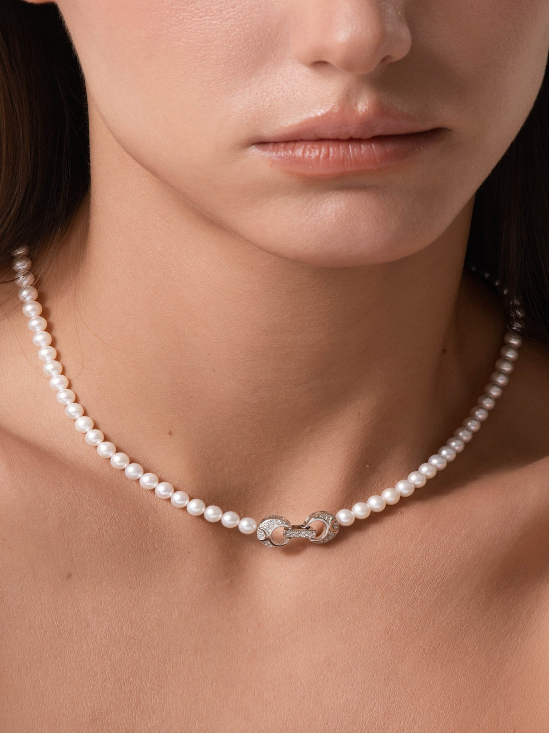 Classic Pearl Necklace