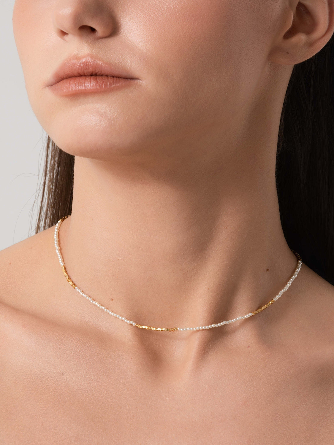 Pearl-mixed Necklace