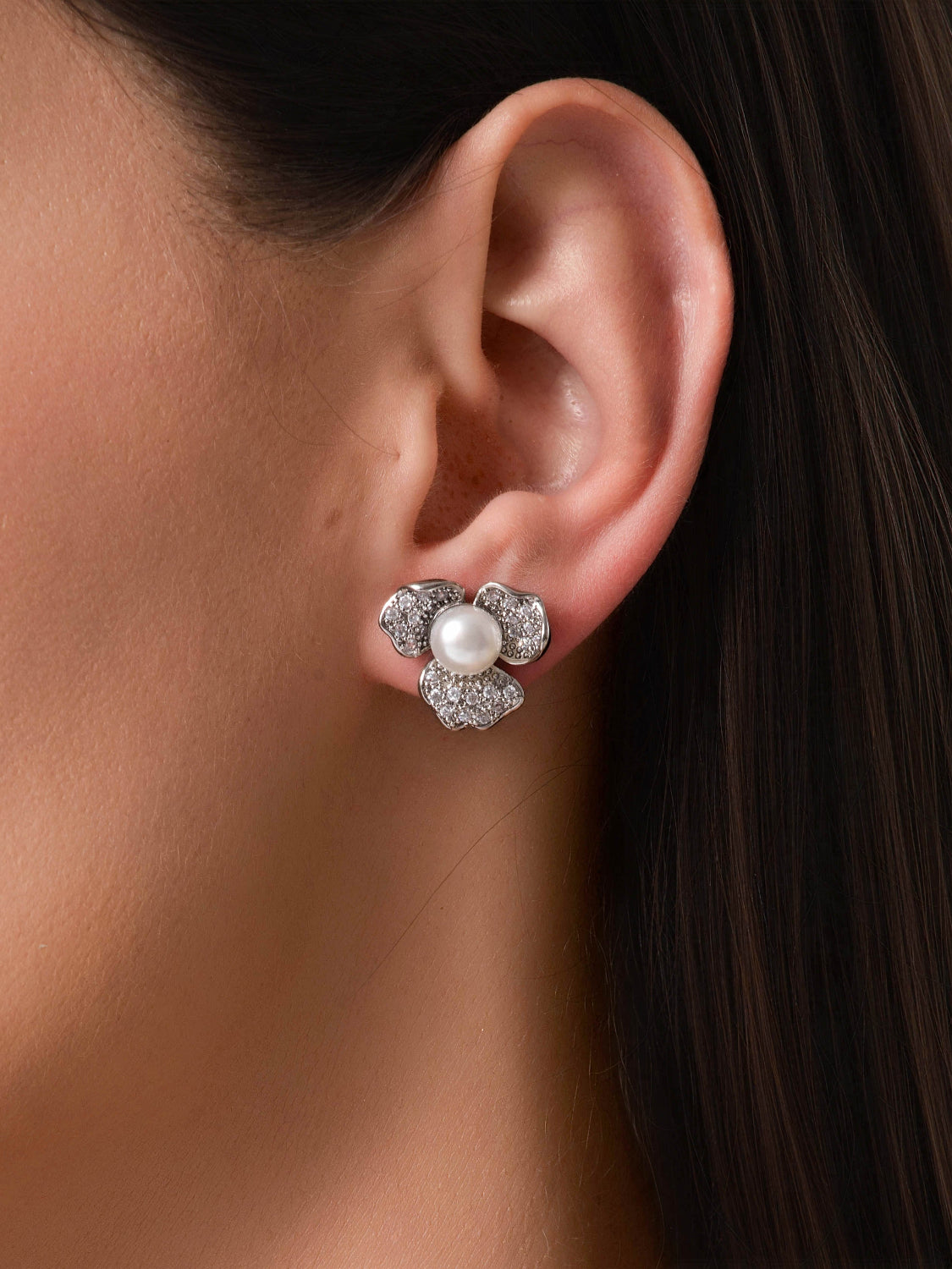Trillium Studs