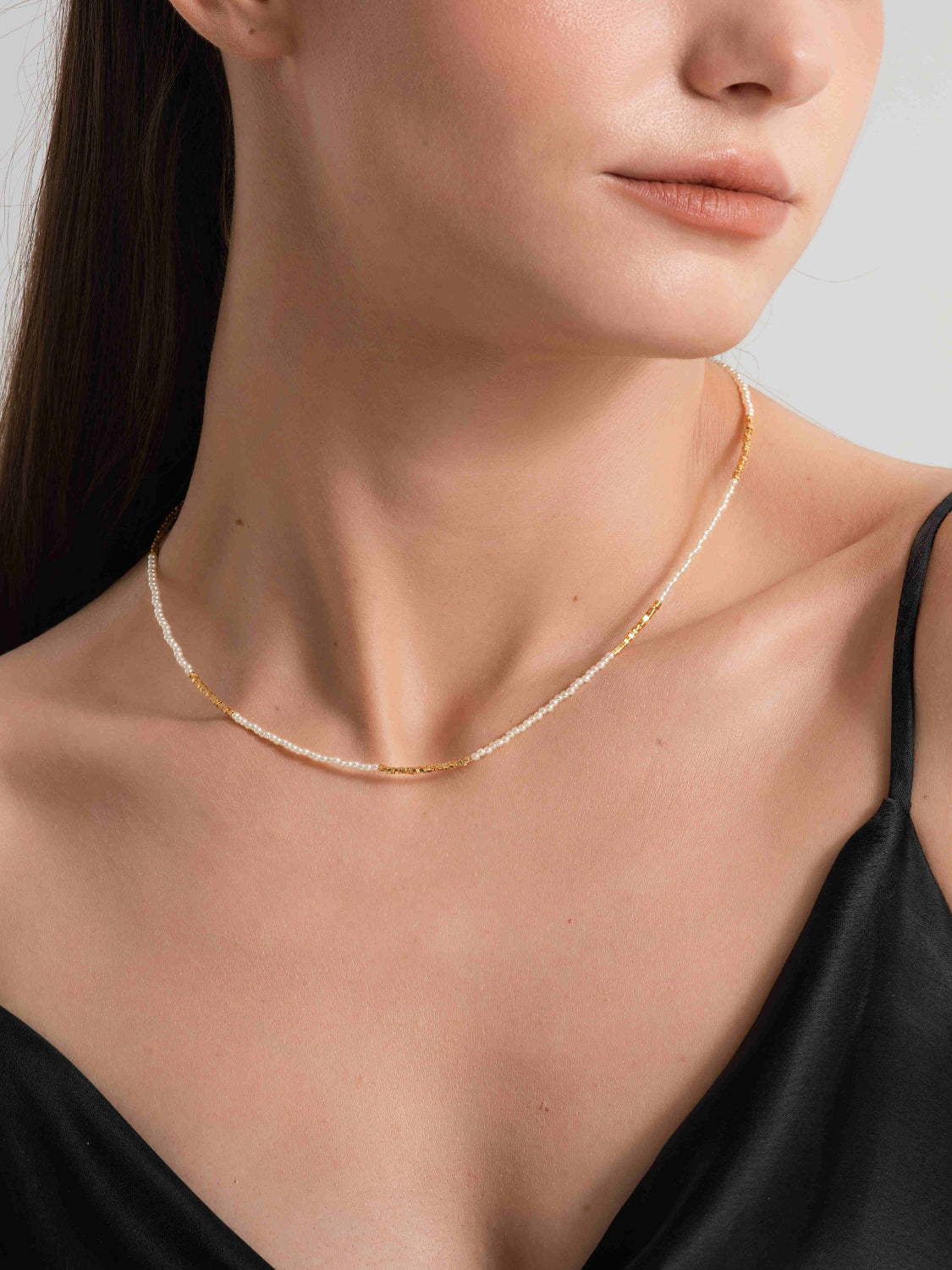 Pearl-mixed Necklace