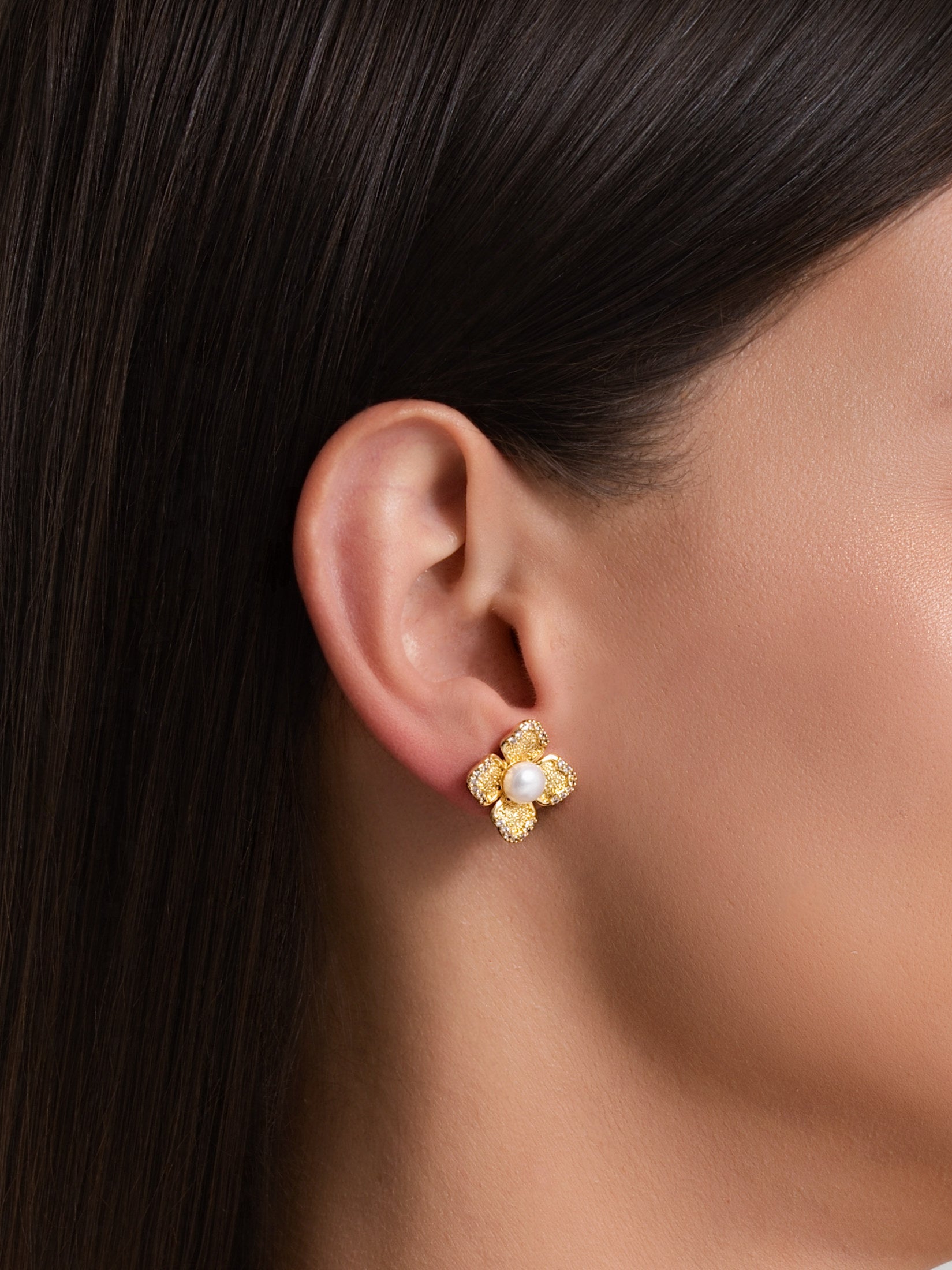 Rosette Studs