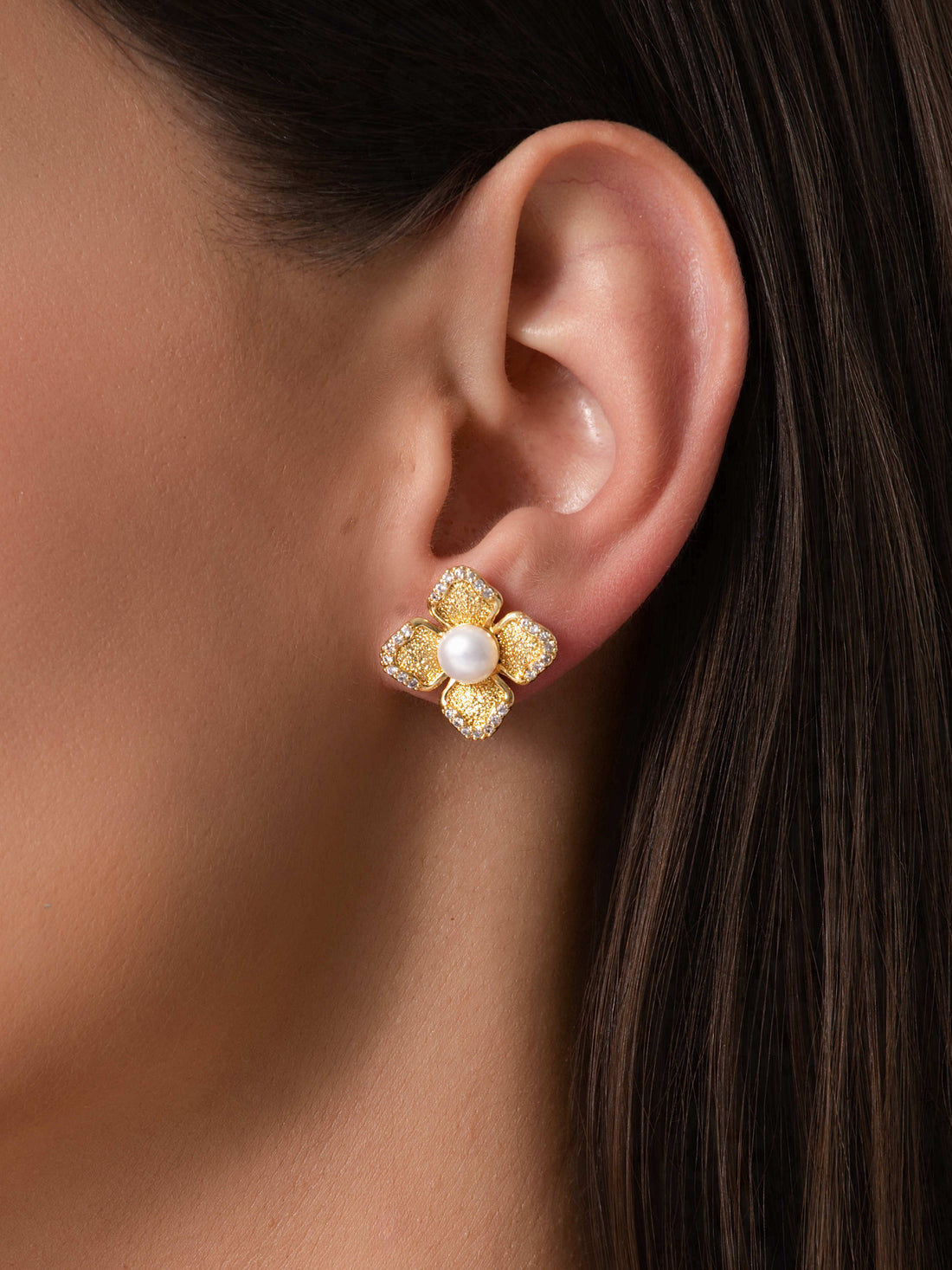 Rosette Studs