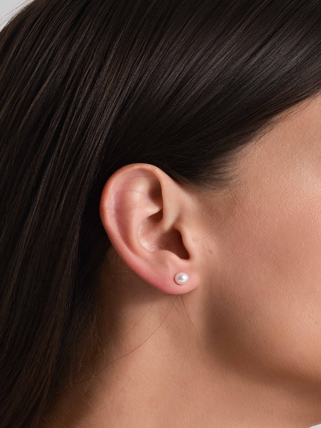Classic Pearl Studs